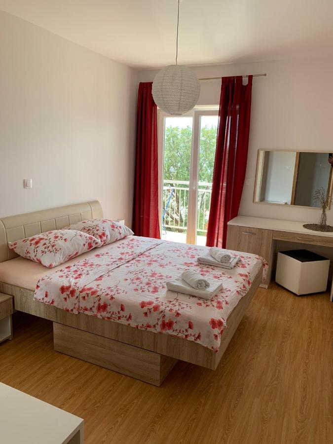 Apartmani Nada Klenovica Ngoại thất bức ảnh
