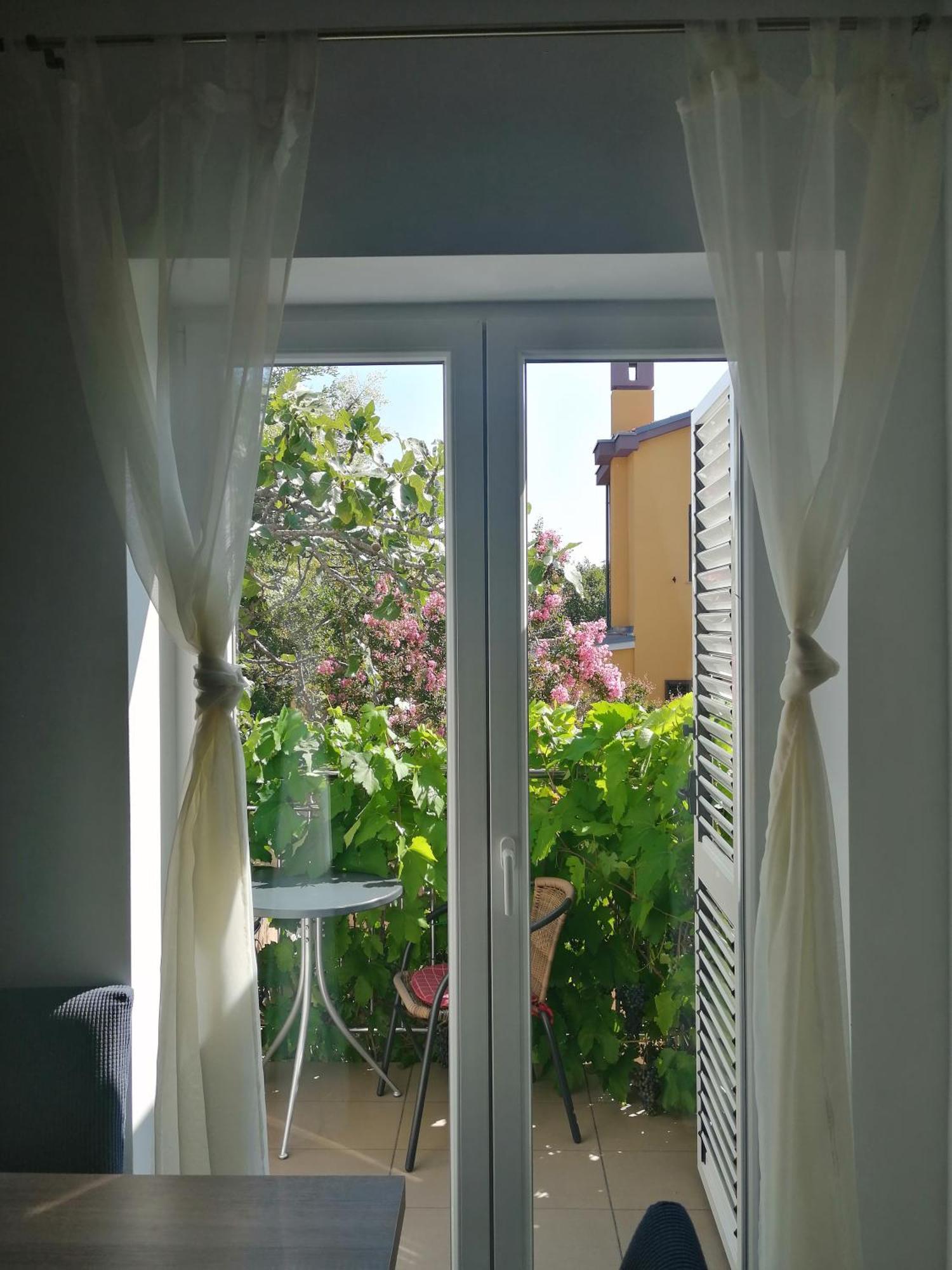 Apartmani Nada Klenovica Phòng bức ảnh